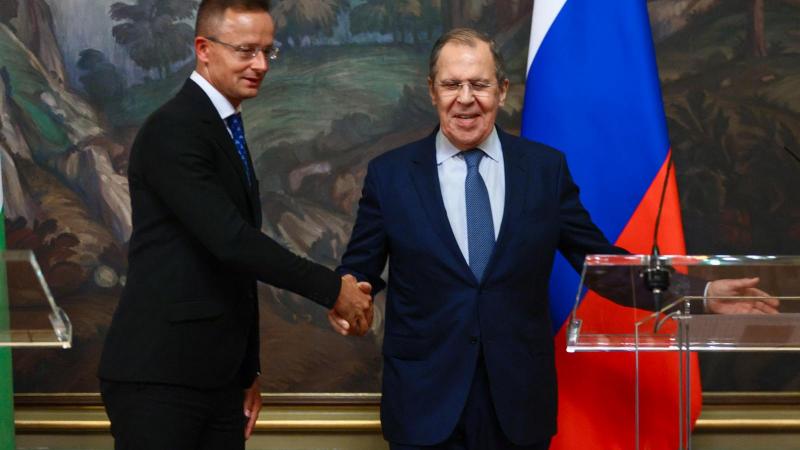 Szijjártó Péter kifejtette, hogy az Európai Unió politikai vezetőinek többsége mindent el fog követni annak érdekében, hogy megakadályozza a budapesti Trump-Putyin-csúcsot.